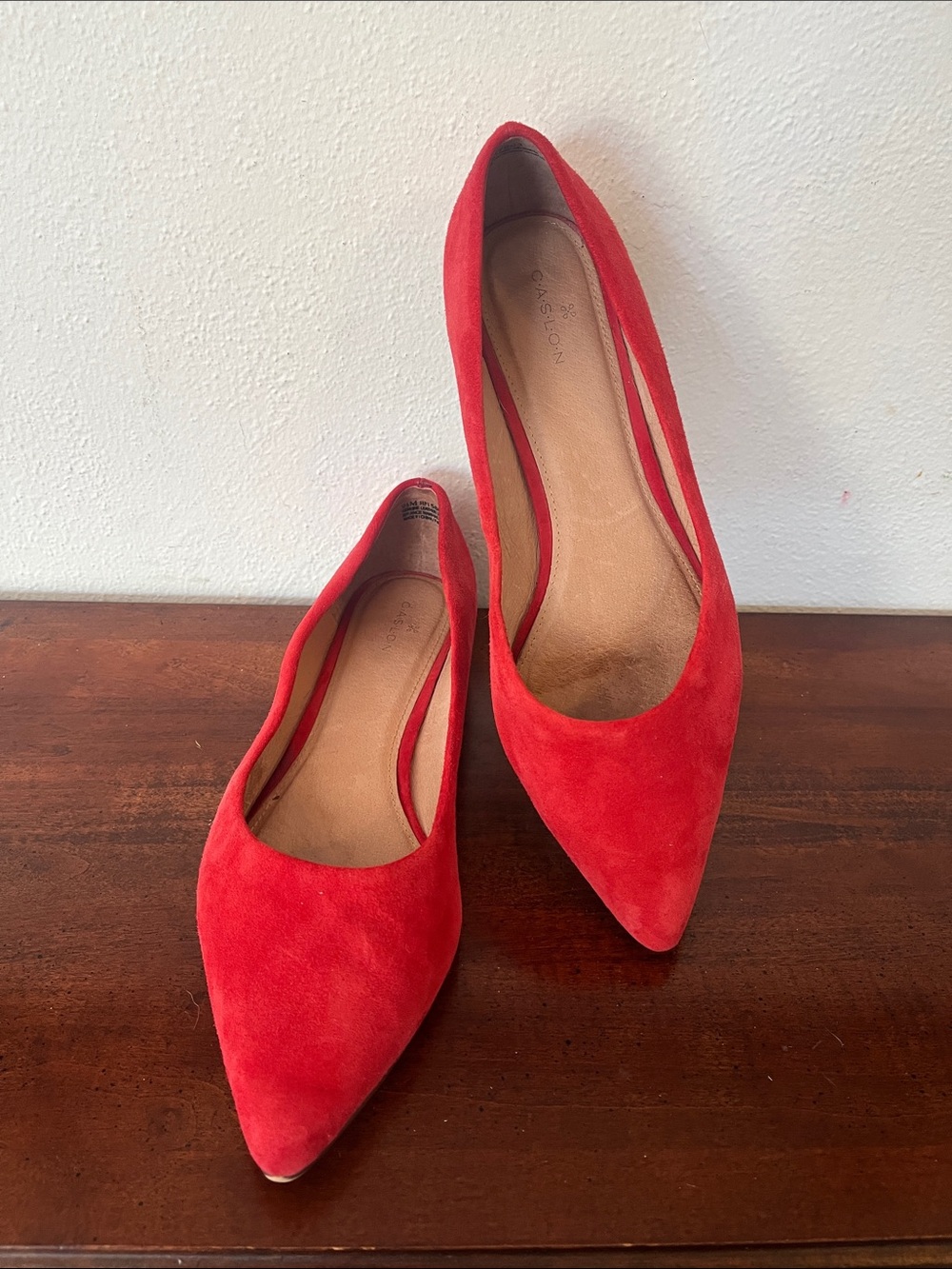 Caslon Luna Red Suede Flat Slip-ons Size 9.5